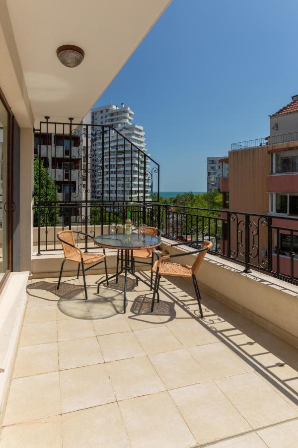 בורגאס Apartments Flora 1 מראה חיצוני תמונה