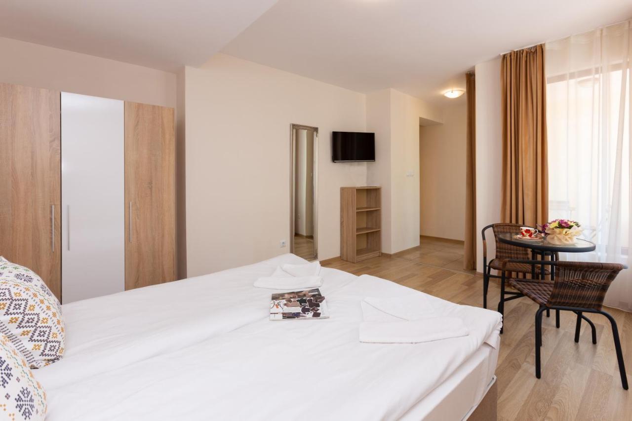 בורגאס Apartments Flora 1 מראה חיצוני תמונה