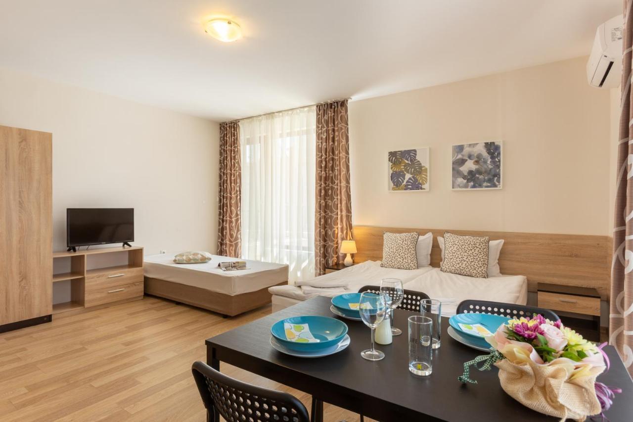 בורגאס Apartments Flora 1 מראה חיצוני תמונה