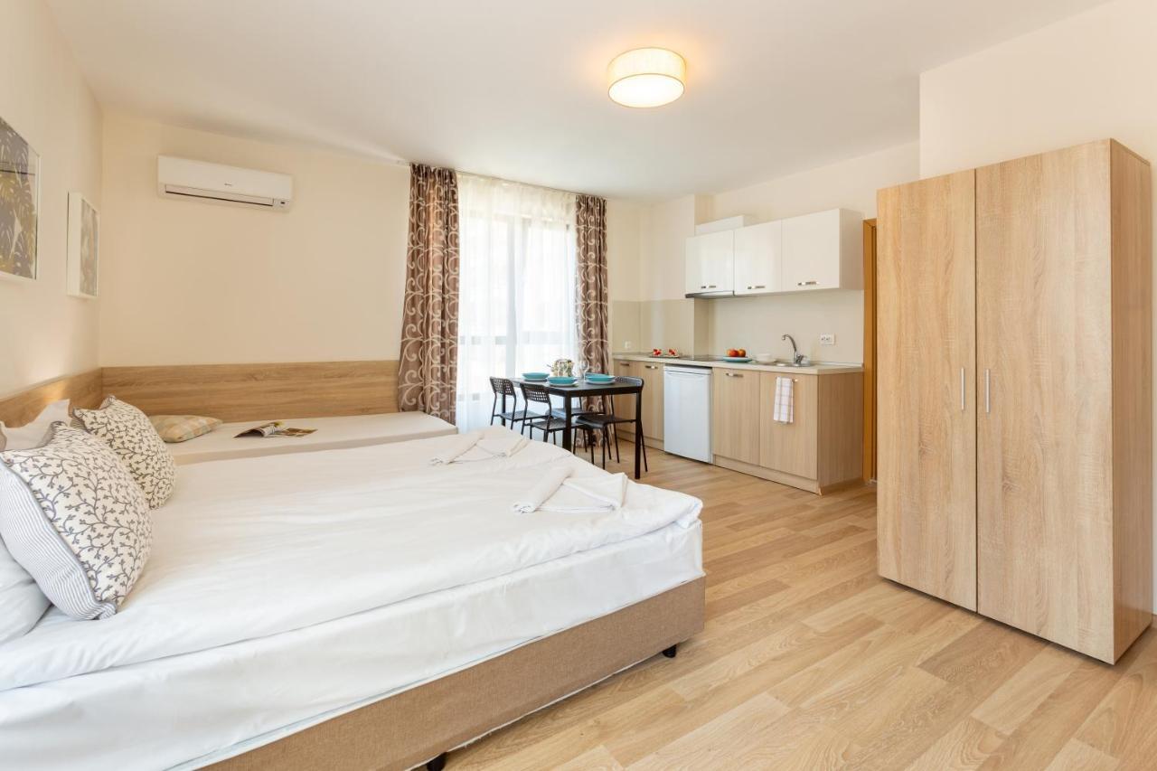 בורגאס Apartments Flora 1 מראה חיצוני תמונה
